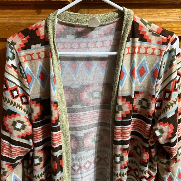 Sunshine and Rodeo 2XL long cardigan. Aztec print. Light weight - Picture 2 of 7